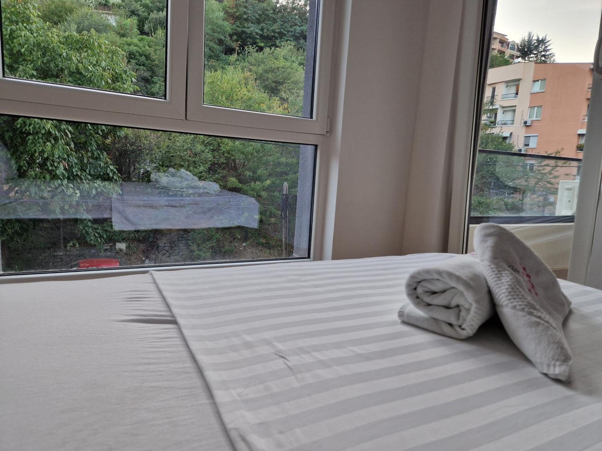 Luxury Apartment Iva III Skopje Bagian luar foto